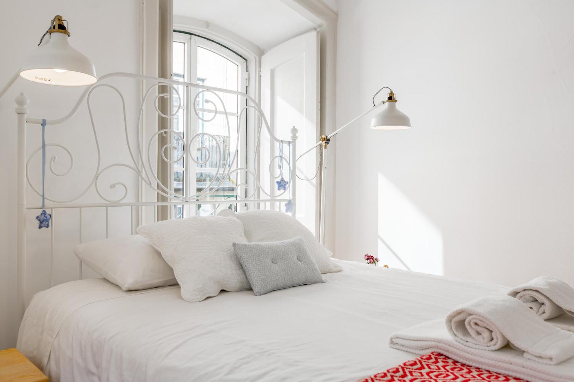 Apartamento Spacious, Bright And Sunny Apartment, By Timecooler *